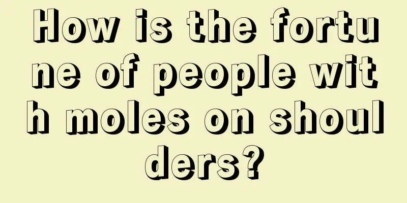 How is the fortune of people with moles on shoulders?