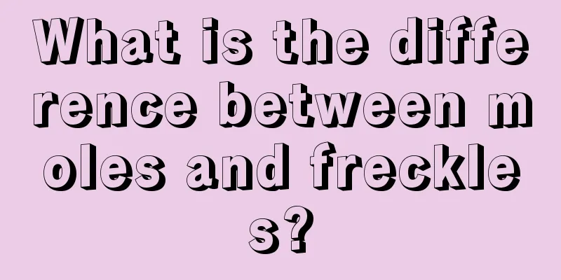 What is the difference between moles and freckles?